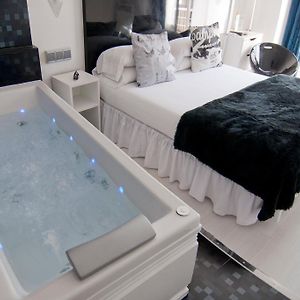 Kamer met een King Size Bed